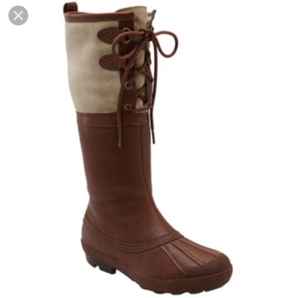 UGG Belcloud duckboots, size 7